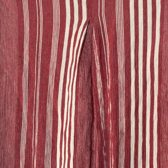 Liz Claiborne Red/White Short Sleeve Red Button Up Striped Summer Top - Picture 5 of 8